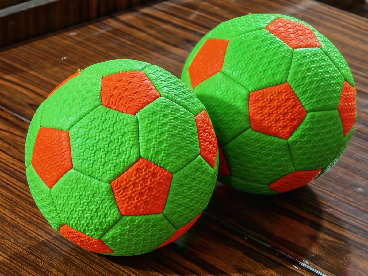 Bola de futebol em análise visual