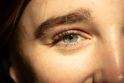 Hidratación ojos consejos: guía para una piel delicada contorno