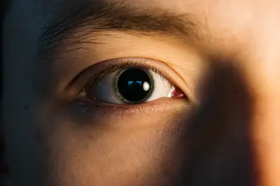 Cansaço Ocular: Tips para ajustar o ambiente e proteger sua visão